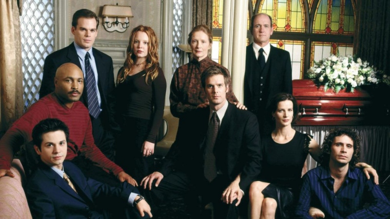 PaleyFest LA anuncia sua programação para 2021: Reunião de ‘Evil’, ‘Six Feet Under’, ‘Ted Lasso’ e mais
