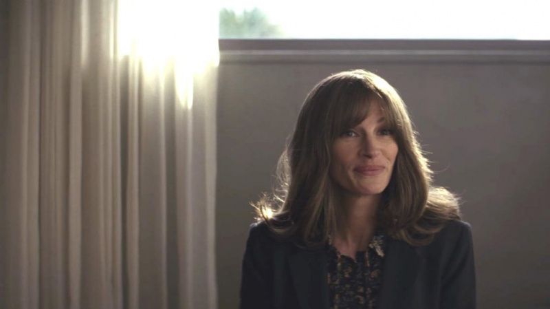 Vídeo principal de Julia Roberts Homecoming, Heidi Bergman