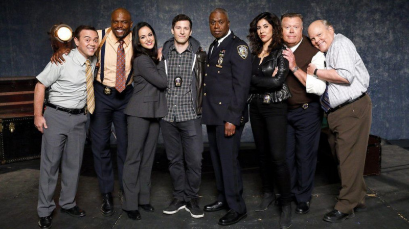 NBC rinnova 'Brooklyn Nine-Nine' per la stagione 8 prima della stagione 7 Premiere