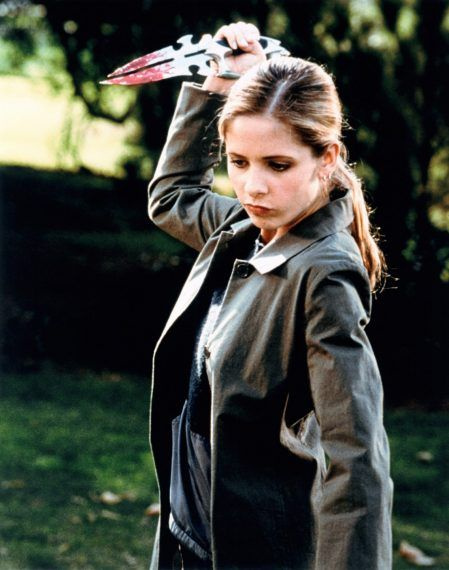 BUFFY THE VAMPIRE SLAYER - Сара Мишел Гелар, 1997-03. TM и авторски права (в) Film of 20th Century Fox
