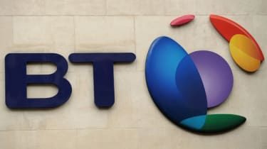 BT i EE unikają pełnego zakazu aukcji mobilnych