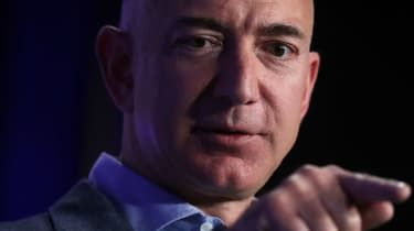 Är Jeff Bezos den rikaste personen genom tiderna?
