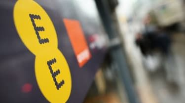 EE krijgt een boete van £ 2,7 miljoen voor het overladen van klanten met 630%