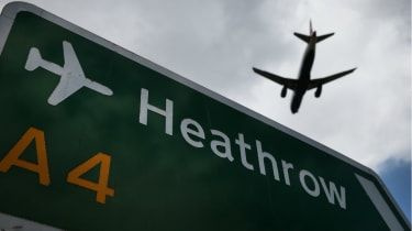 'Tretja vzletno-pristajalna steza Heathrow ni dovolj,' pravijo poslovni voditelji