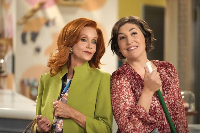 Swoosie Kurtz Mayim Bialik Skambink man Kat Sheila