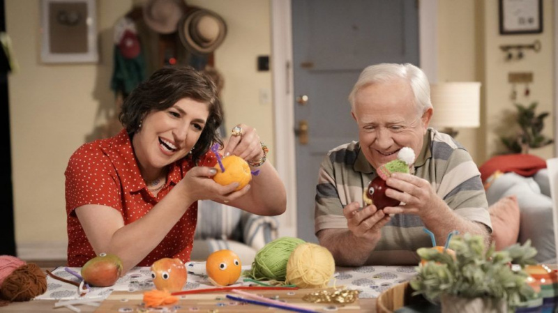 Skambink man Kat Mayim Bialik Leslie Jordan