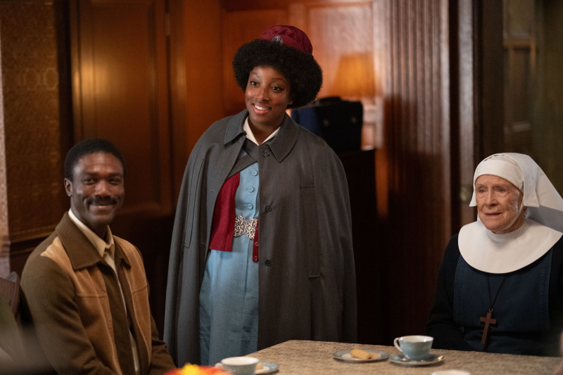   Sylvester Warren (BENJAMIN CAWLEY)Joyce Highland (RENEE BAILEY)Schwester Monica Joan (JUDY PARFITT) in Call the Midwife Staffel 13