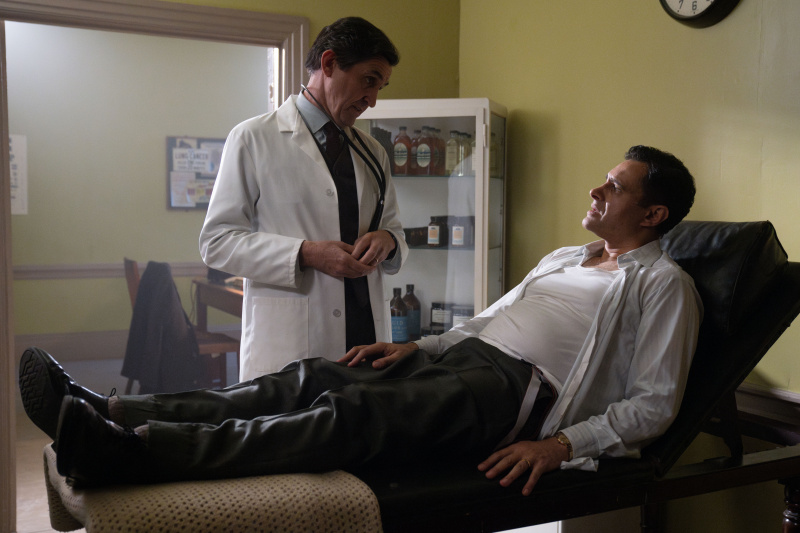   Dr Turner (STEPHEN MCGANN) v sérii Call the Midwife 13 epizóda 8
