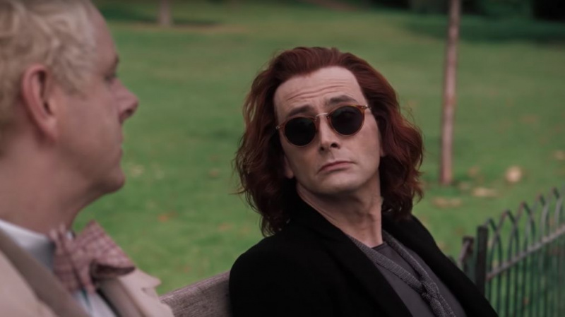 David Tennant sagt in seinem Charakter 'Gutes Omen' 'Es gibt ein bisschen Doktor'