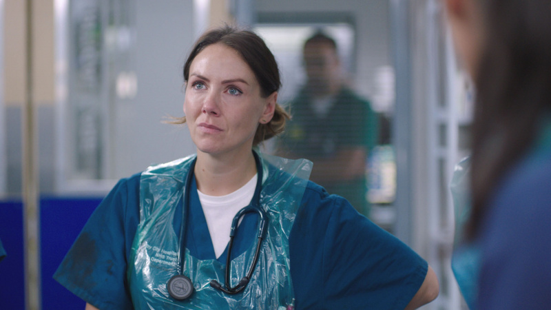  Elinor Lawless pisarais Stevie Nashi rollis filmis Charlie Fairhead's final Casualty episode.