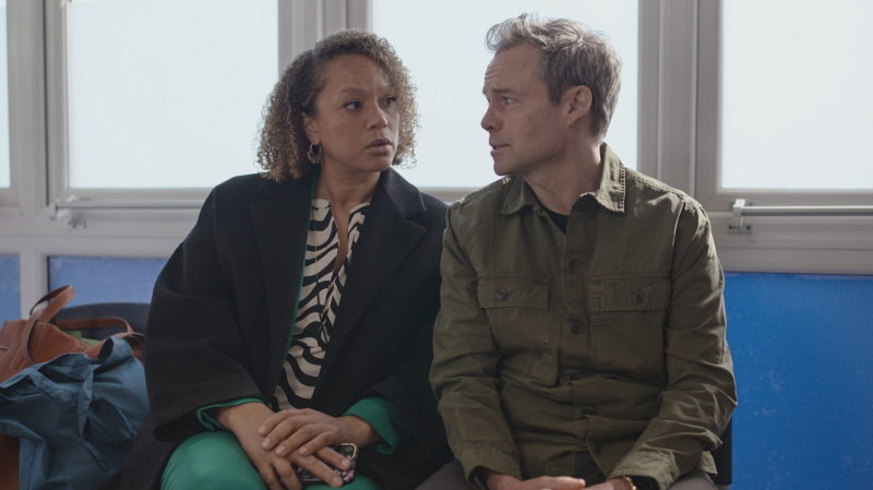   Angela Griffin a Jamie Glover ako znovuzjednotení milovníci Waterloo Road Kim Campbell a Andrew Treneman.
