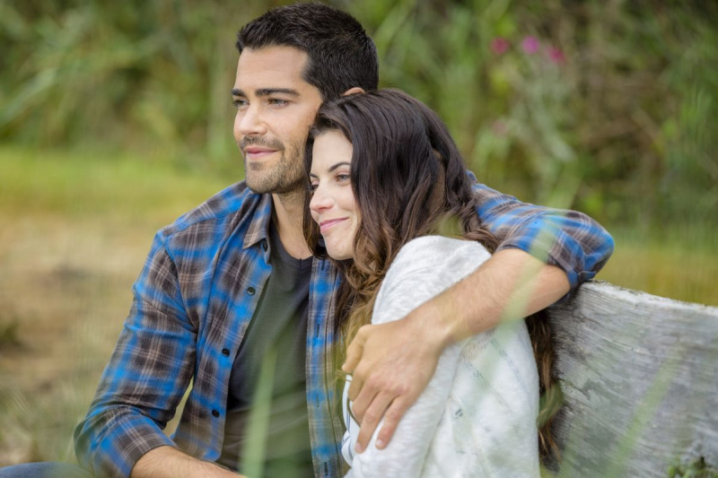 Jesse Metcalfe Meghan Ory Chesapeake Shores säsong 1