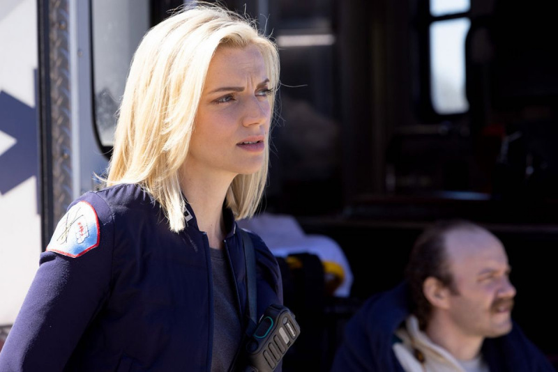 Final da 9ª temporada de Kara Killmer Chicago Fire Sylvie Brett