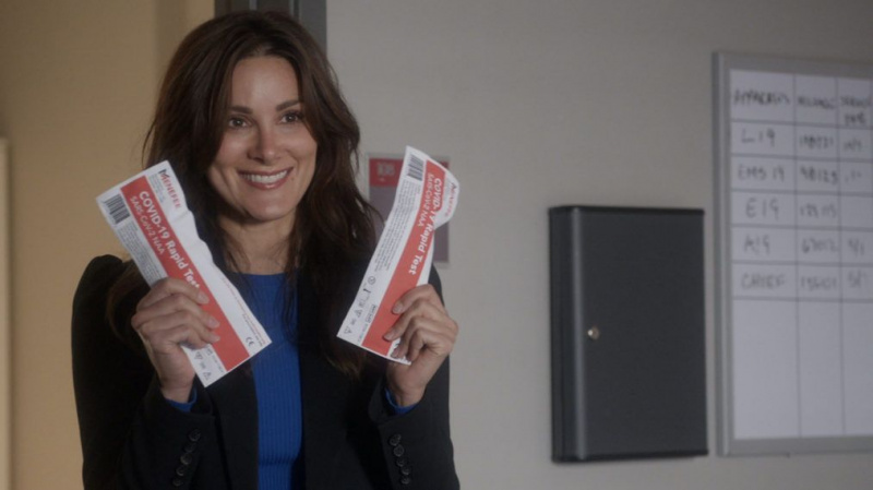 Stefania Spampinato Carina DeLuca stotis 19 4 sezonas