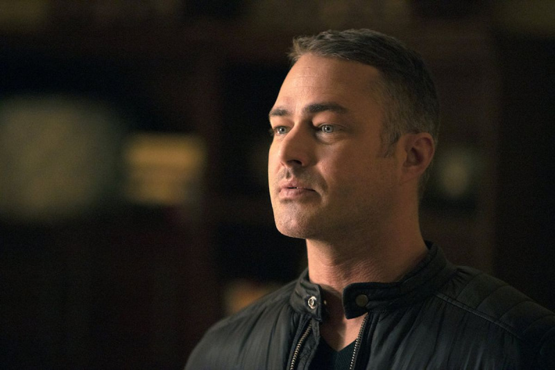 Taylor Kinney Chicago Fire 9 sezonas 6 serija Kelly Severide