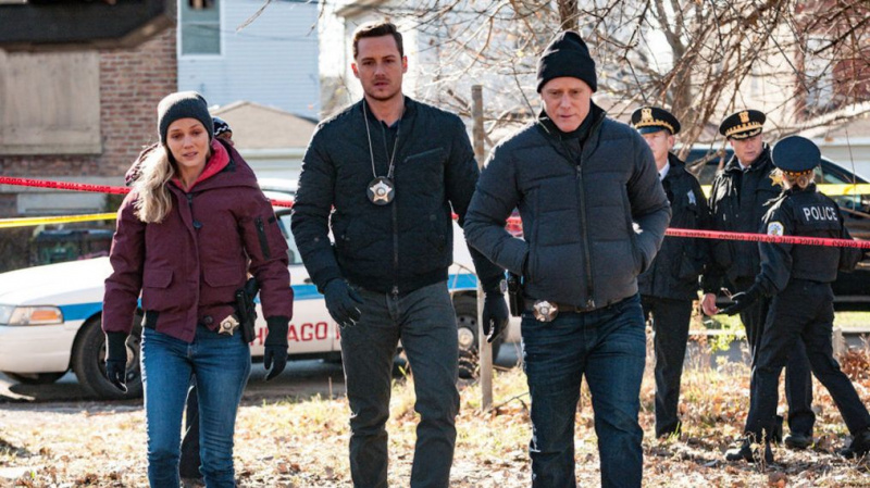 'Chicago P.D.'-Stars sprechen über komplizierte Teambeziehungen und mehr Upstead kommt