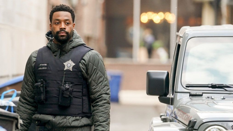 'LaRoyce Hawkins de Chicago P.D. se burla de un gran desafío para la inteligencia
