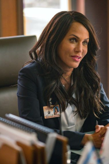 Nicole Ari Parker Chicago PD Säsong 8 Premiär Samantha Miller