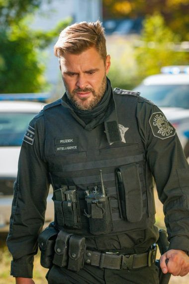 Patrick John Flueger Chicago PD Säsong 8 Premiär Adam Ruzek