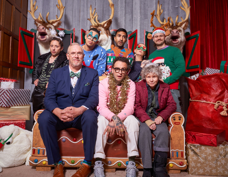   Zelo medeninasti božič Joe Gilgun Greg Davies Imelda Staunton