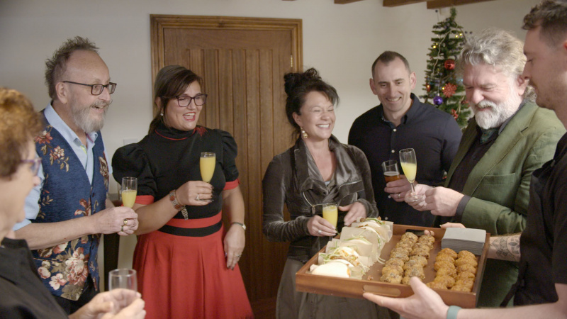   Ein Weihnachtstreffen mit Familie und Freunden.