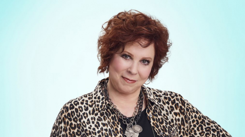 Vicki Lawrence om att vara en av 'The Cool Kids', Burt Reynolds Memories & What Carol Burnett betyder för henne