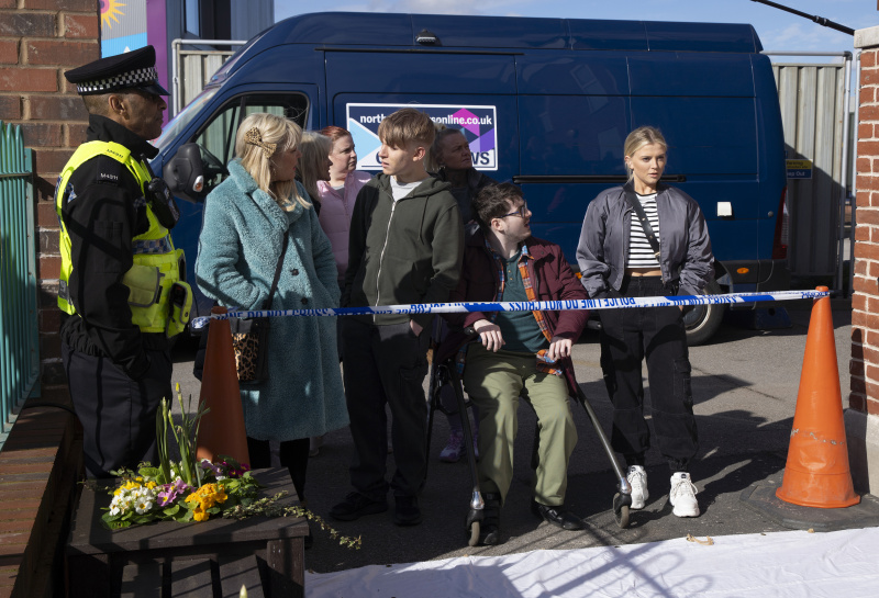  Bethany Platt's past comes back to haunt her.