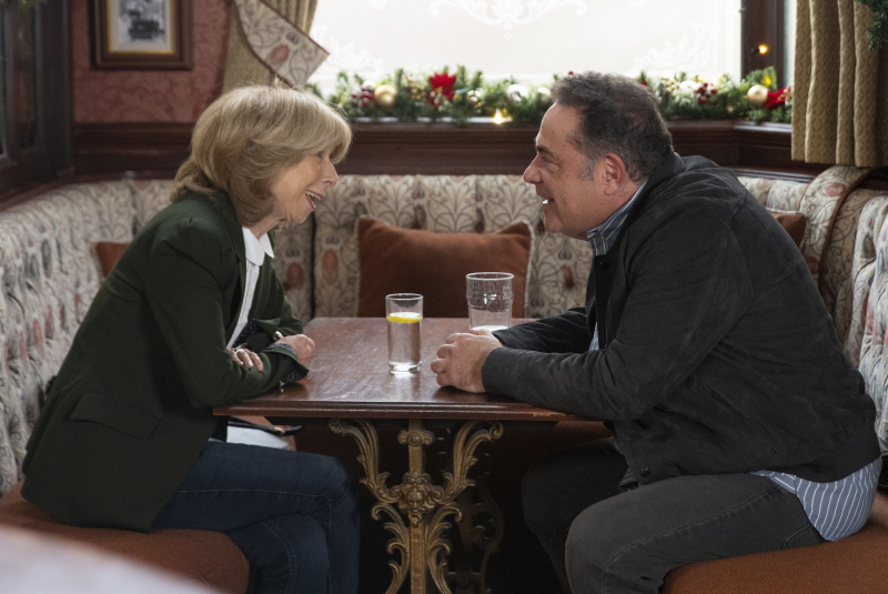  Gail ve Jesse Coronation Caddesi'nde
