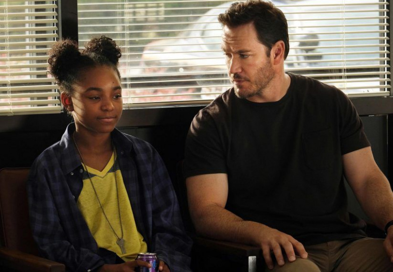 THE PASSAGE: L-R: Saniyya Sidney and Mark-Paul Gosselaar in THE PASSAGE premiering midseason on FOX. 2018 Fox Broadcasting Co. Cr: Steve Dietl/FOX