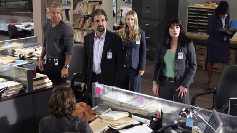 Mentes criminales Temporada 3 Morgan Rossi JJ Prentiss Reid