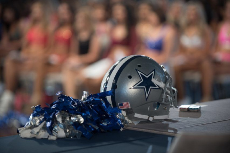 Мажоретки на Dallas Cowboys Създаване на екип CMT