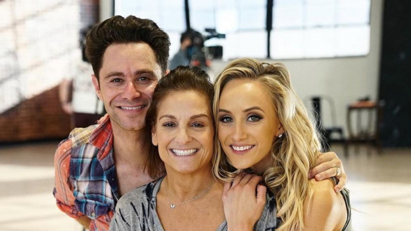 'DWTS' Pro Sasha Farber forhåndsviser å bli gjenforent med Nastia Liukin for 'Trio Week'