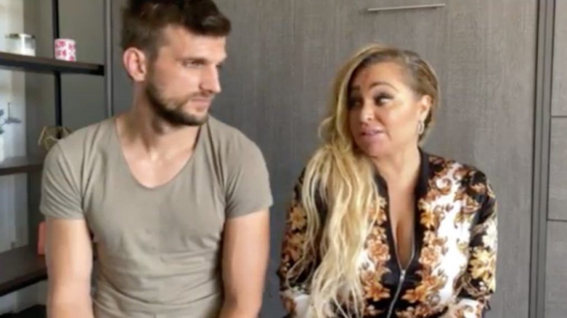 „Darcey & Stacey“: seksas, melas ir „Instagram“ vaizdo įrašai (RECAP)