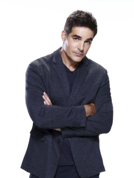 私たちの生活のGalenGering Days Rafe Hernandez