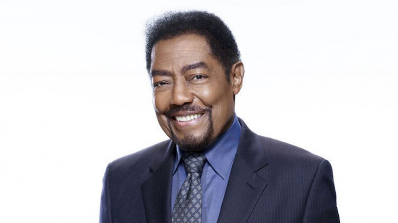 Adieu Caroline Brady! Le vétérinaire James Dyns de DAYS partage les souvenirs de Peggy McCay