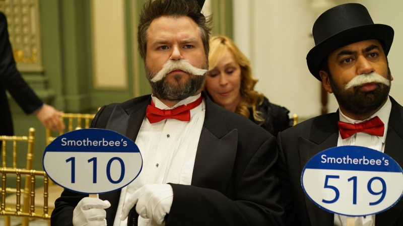 Deadbeat Stagione 3: Tyler Labine per essere sepolto vivo, aggiungere Kal Penn al mix e altro