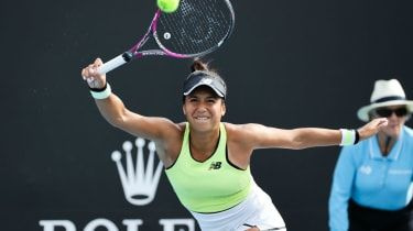 Pantaloni scurți sport: Speranțele britanice se încheie la Australian Open și fundașul New York Giants Eli Manning se retrage