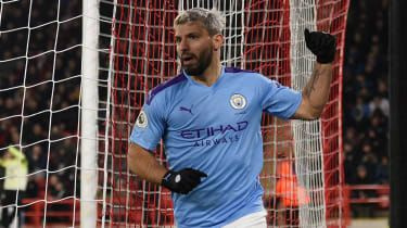 Sportiniai šortai: Davidas Beckhamas nusitaikė į Sergio Aguero Majamio „Inter“ gretose, o Coco Gauff – „Australian Open“ akistata su Naomi Osaka
