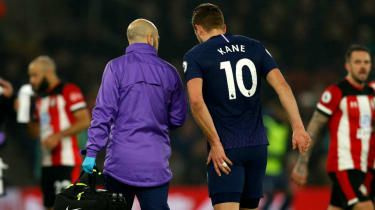 Športne kratke hlače: Spurs upajo, da se bo Harry Kane vrnil na zadnje tekme in srečanje Barcelone z Ericom Abidalom