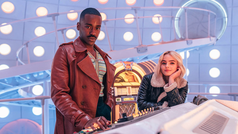   Γιατρός Who's Ruby Sunday (Millie Gibson) and The 15th Doctor (Ncuti Gatwa) in 2023 Christmas Special The Church On Ruby Road