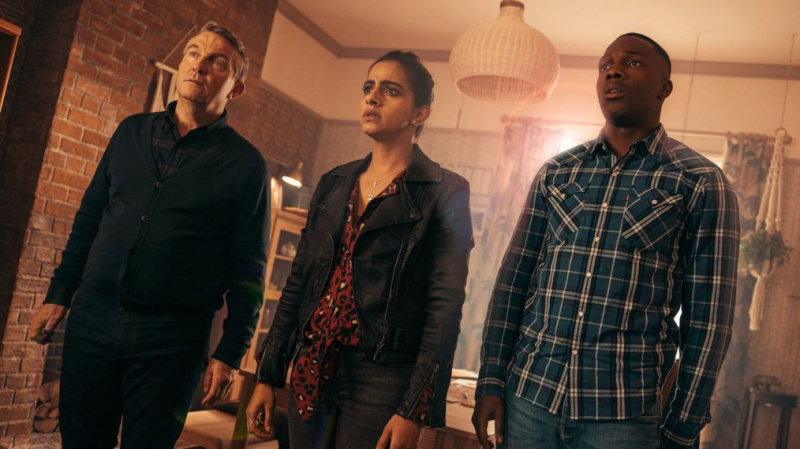 Doctor Who Special Holidays 2020 Compagnons Graham Yaz Ryan