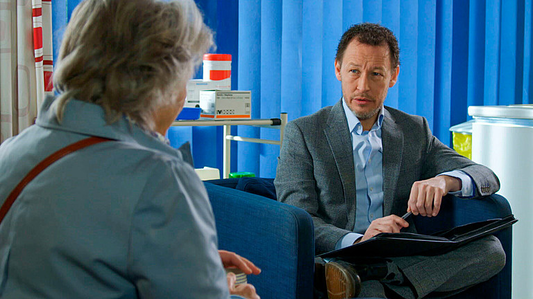   Doktoren spoilers, Jimmi Clay, Angie Dunham