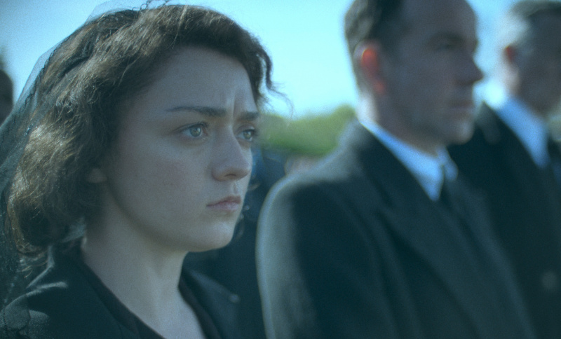   Maisie Williams w „The New Look”.