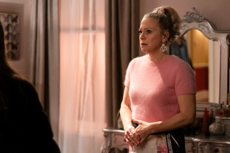   Linda Carter sınırda