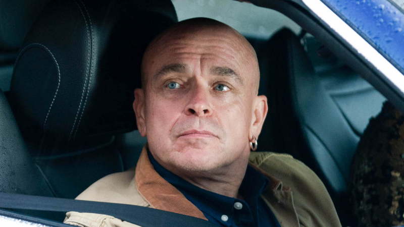 EastEnders yıldızı Gary Hailes, efsanevi dönüşünden önce June Brown'ın harika anılarını anlatıyor