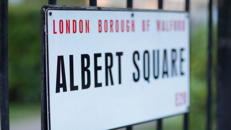EastEnders nocoj vidi vrnitev dveh ikoničnih likov za šokantno morilsko zgodbo
