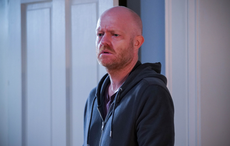  Max Branning est bouleversé.