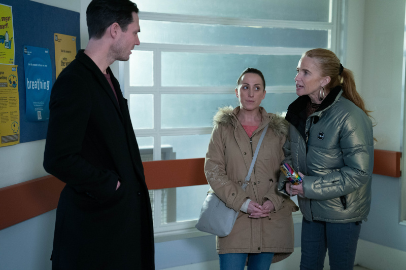 Spoileri za EastEnders: UNOŠĆENI Zack Hudson vraća se kući sam!