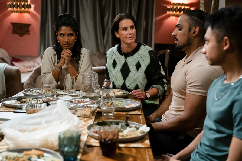 Spoilers EastEnders : Un secret dévastateur déchire Suki et Eve ?