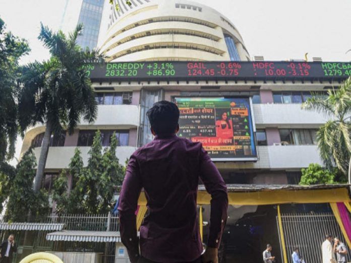 Sensex Çarşamba günü erken ticarette 200 puandan fazla ilerleme kaydetti